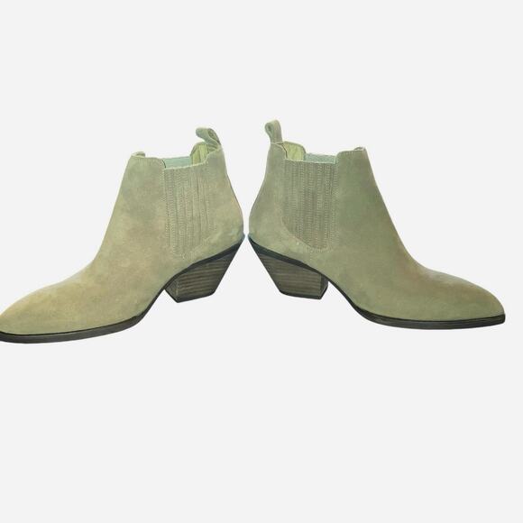 Women’s Portland Leather Patina Dakota Western Suede Ankle Boot in Taupe -size 7 - Picture 4 of 9